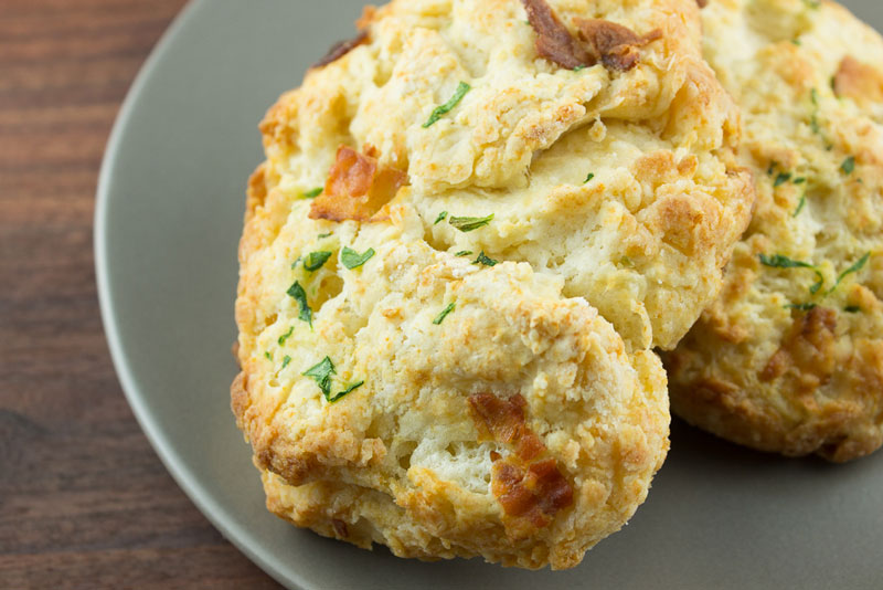 Bacon-and-Chive-Scones-800